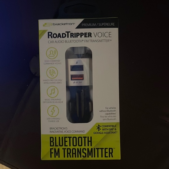 Bluetooth fm transmitter - Picture 1 of 2
